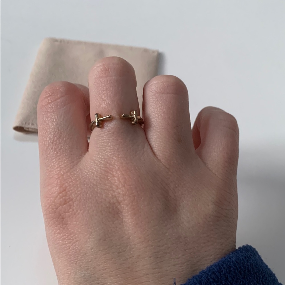 💍5 for 25💍Double Cross Ring